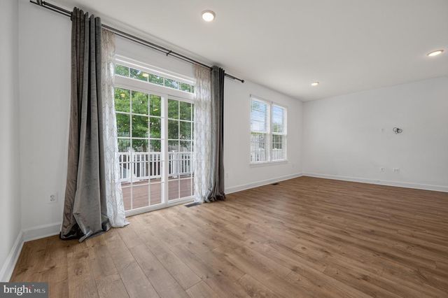 10606 HINTON WAY, Manassas, VA 20112