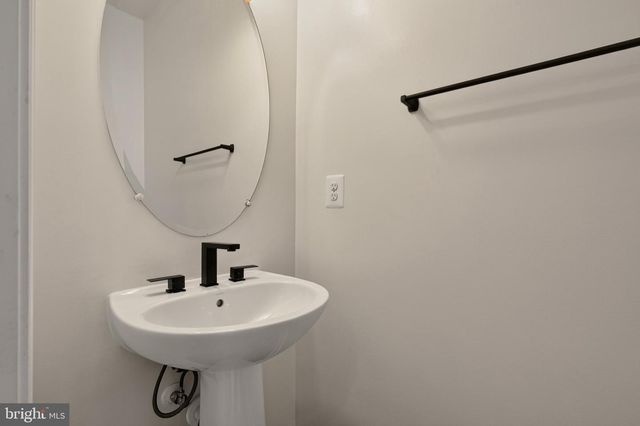 10606 HINTON WAY, Manassas, VA 20112
