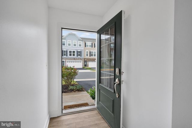 10606 HINTON WAY, Manassas, VA 20112