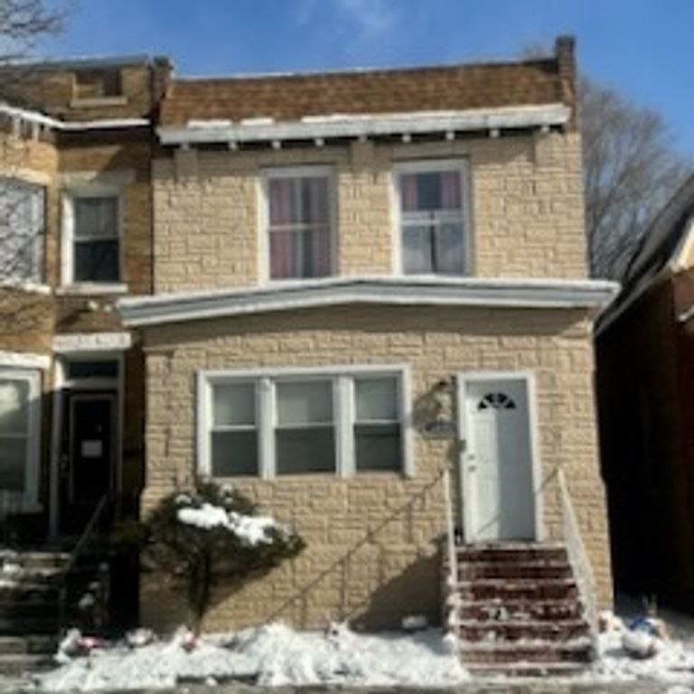 7225 S Saint Lawrence Avenue, Chicago, IL 60619