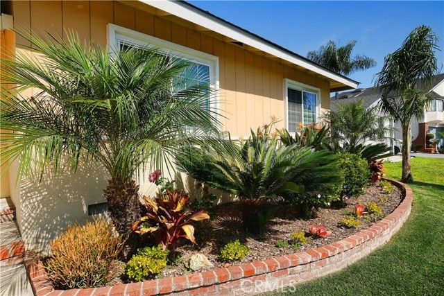 15708 La Barca Drive, La Mirada, CA 90638