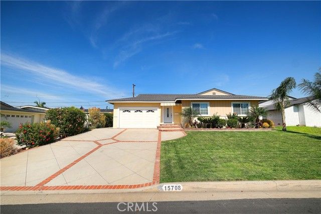 15708 La Barca Drive, La Mirada, CA 90638