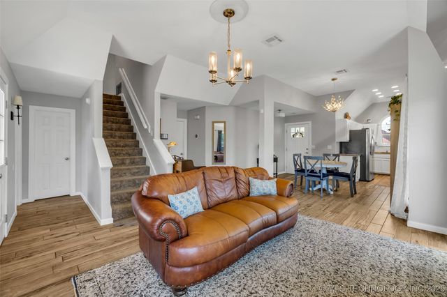 19912 E 36th Street S, Broken Arrow, OK 74014