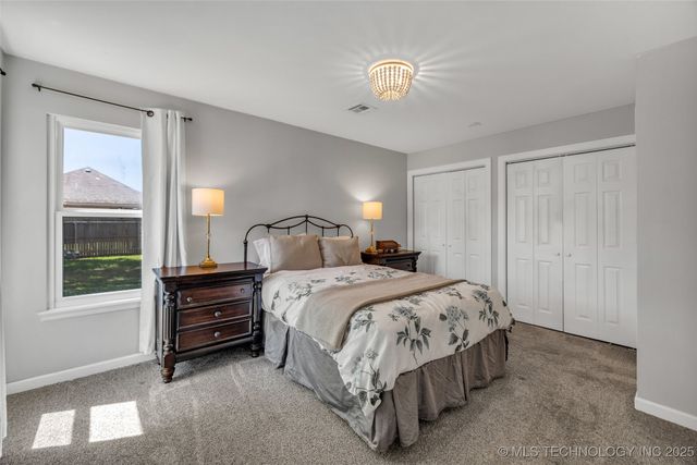 19912 E 36th Street S, Broken Arrow, OK 74014