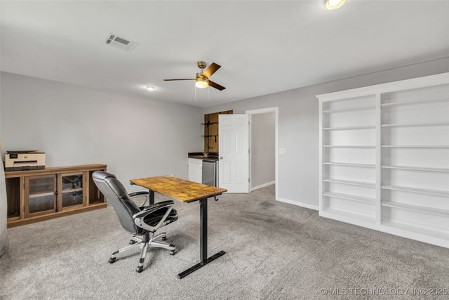 19912 E 36th Street S, Broken Arrow, OK 74014