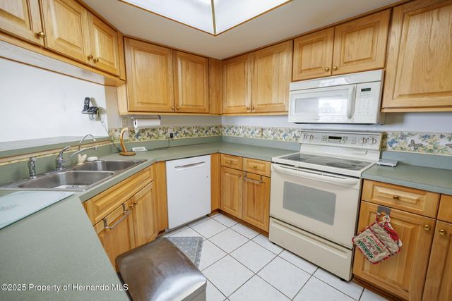 6035 SEA RANCH Drive 800, Hudson, FL 34667