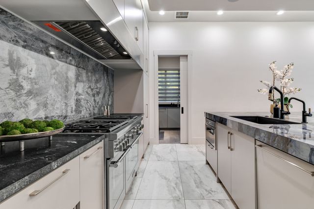 2508 Silver Table Drive, Lewisville, TX 75056