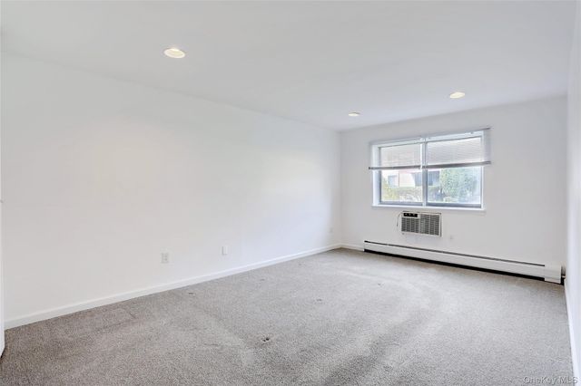 7 Secora Road H18, Monsey, NY 10952