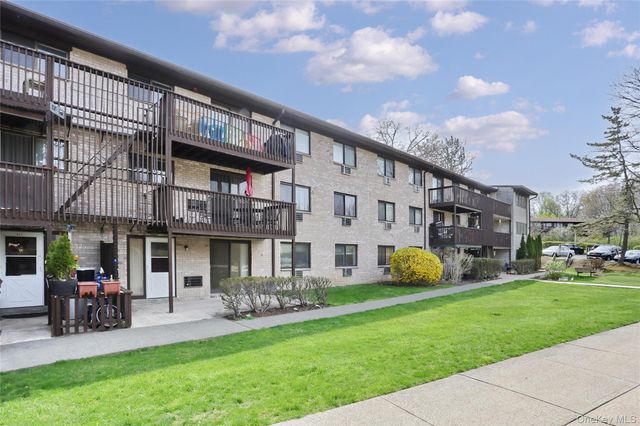 7 Secora Road H18, Monsey, NY 10952