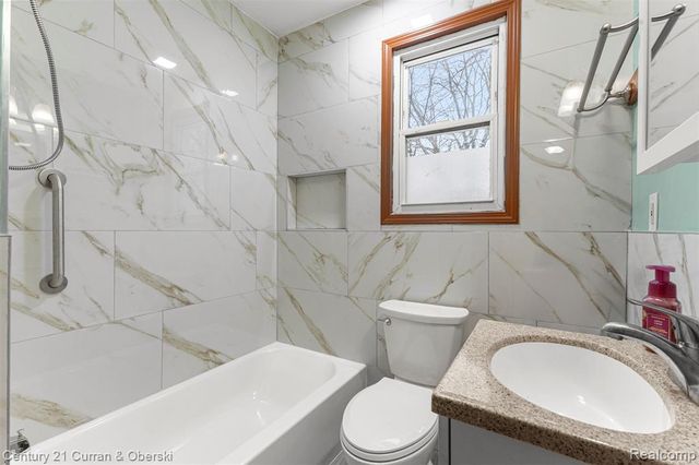 4621 Junction Street, Detroit, MI 48210