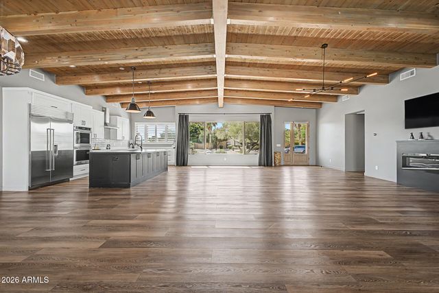 12621 N 80TH Place, Scottsdale, AZ 85260