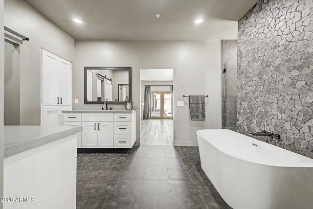 12621 N 80TH Place, Scottsdale, AZ 85260