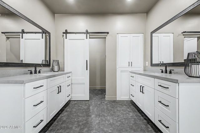 12621 N 80TH Place, Scottsdale, AZ 85260