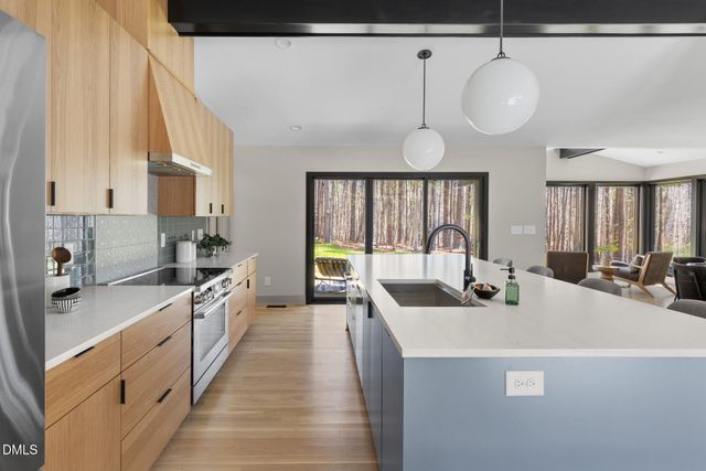 202 Mimosa Drive, Chapel Hill, NC 27514