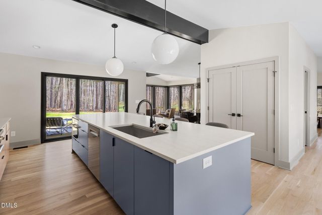 202 Mimosa Drive, Chapel Hill, NC 27514