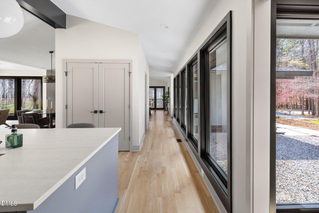 202 Mimosa Drive, Chapel Hill, NC 27514