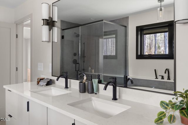 202 Mimosa Drive, Chapel Hill, NC 27514