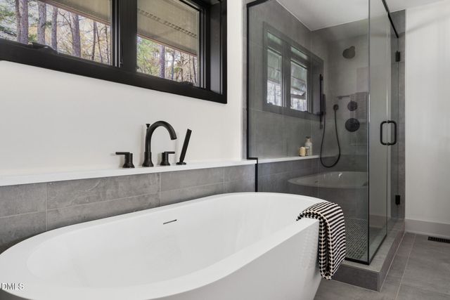 202 Mimosa Drive, Chapel Hill, NC 27514