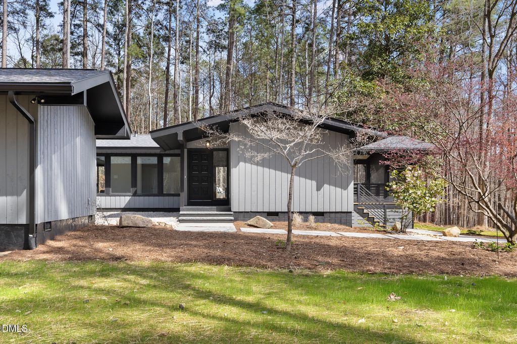 202 Mimosa Drive, Chapel Hill, NC 27514