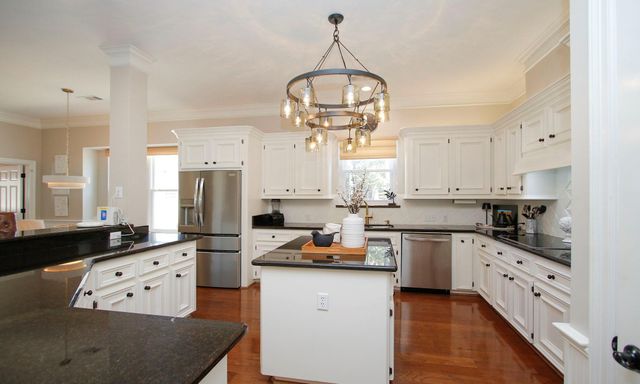 19414 Sapphire Circle, Magnolia, TX 77355