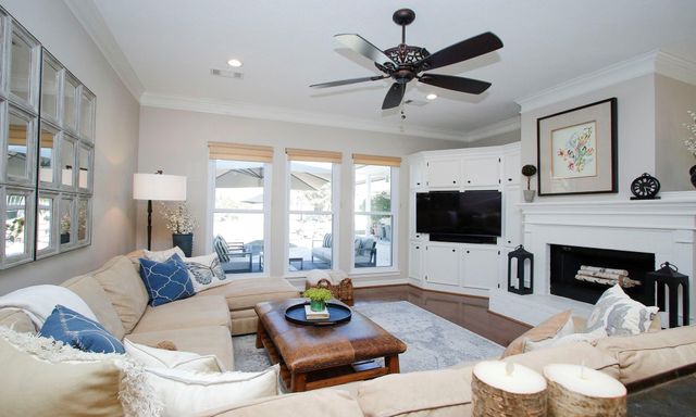 19414 Sapphire Circle, Magnolia, TX 77355