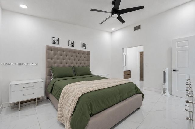 2215 SE 7th Place, Homestead, FL 33033