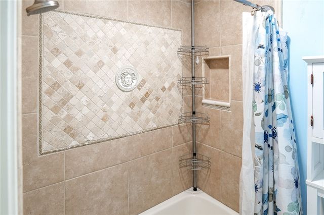 2910 Persimmon St, Corpus Christi, TX 78415