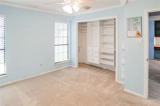 2910 Persimmon St, Corpus Christi, TX 78415