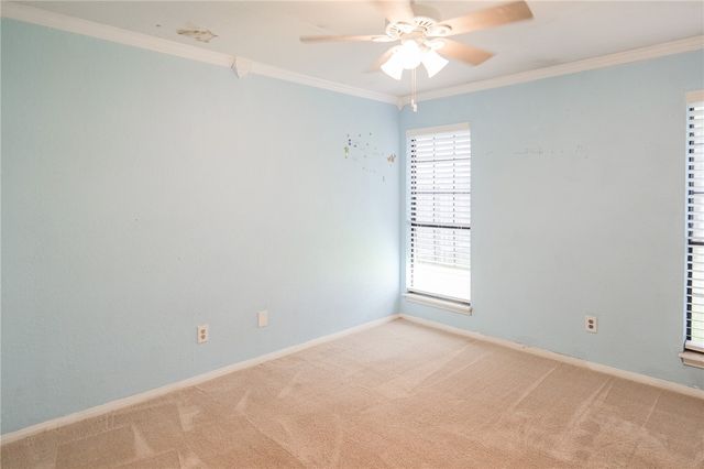2910 Persimmon St, Corpus Christi, TX 78415