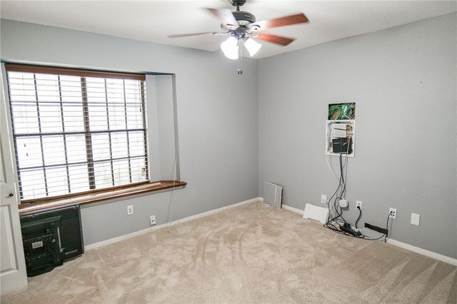 2910 Persimmon St, Corpus Christi, TX 78415