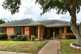 2910 Persimmon St, Corpus Christi, TX 78415