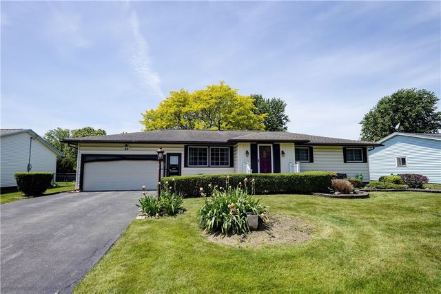 23 Capri Drive, Gates, NY 14624