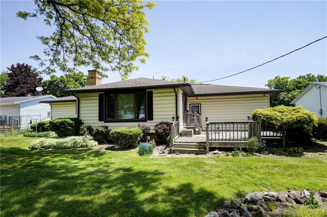 23 Capri Drive, Gates, NY 14624