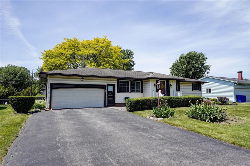 23 Capri Drive, Gates, NY 14624
