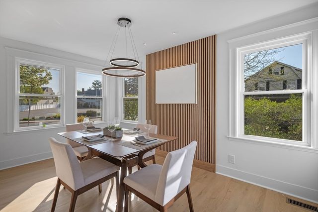 526 Cabot, Beverly, MA 01915