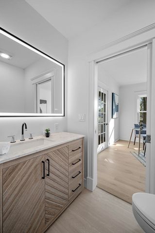 526 Cabot, Beverly, MA 01915