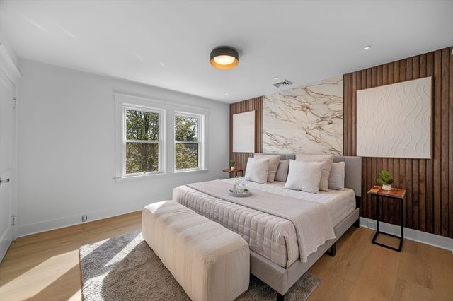 526 Cabot, Beverly, MA 01915
