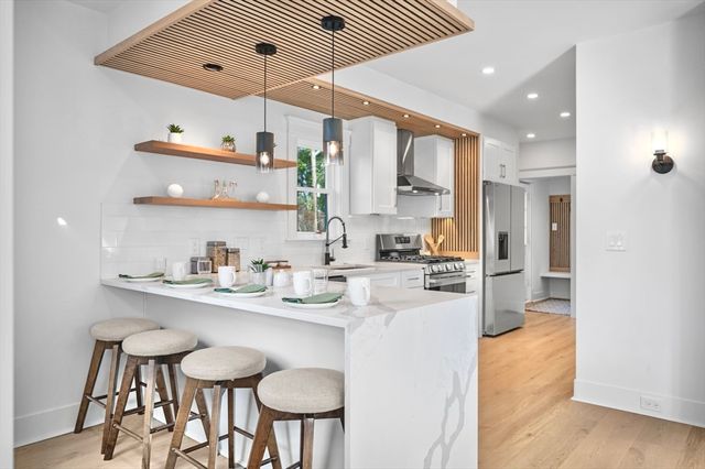 526 Cabot, Beverly, MA 01915