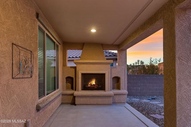 6794 W Cape Royal Place, Marana, AZ 85658