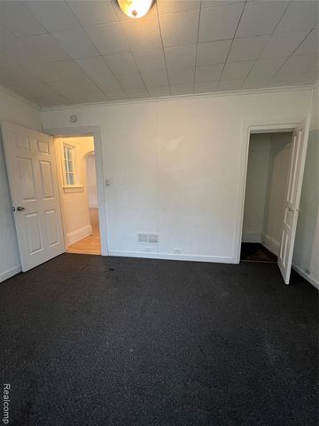 1537 Bay Street, Saginaw, MI 48602