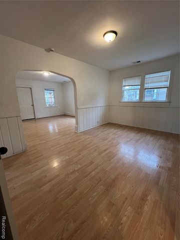 1537 Bay Street, Saginaw, MI 48602