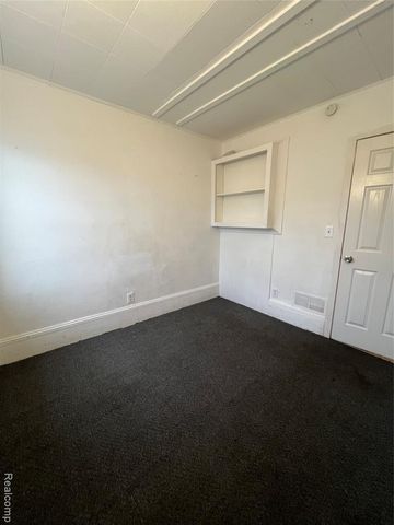 1537 Bay Street, Saginaw, MI 48602