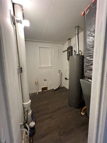 1537 Bay Street, Saginaw, MI 48602