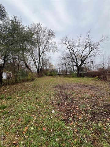 1537 Bay Street, Saginaw, MI 48602