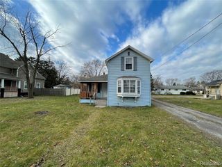1537 Bay Street, Saginaw, MI 48602