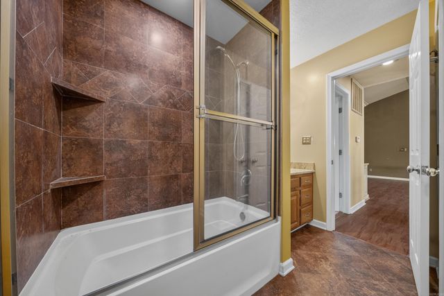 104 Waters Edge Cove, Hot Springs, AR 71901