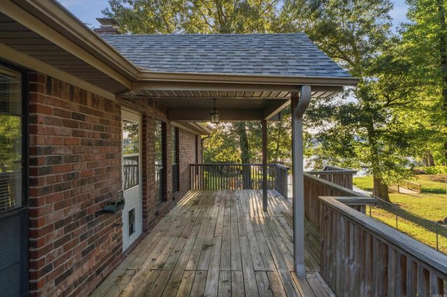 104 Waters Edge Cove, Hot Springs, AR 71901