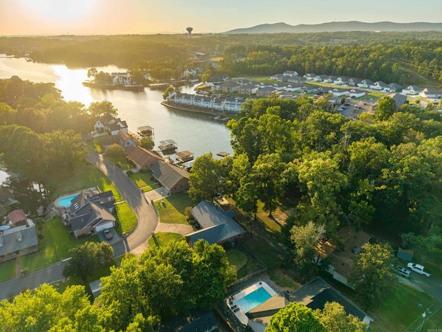 104 Waters Edge Cove, Hot Springs, AR 71901