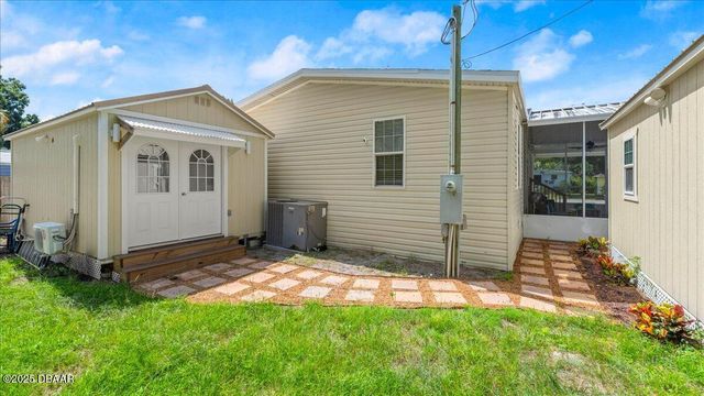 1135 Millbrook Avenue, Port Orange, FL 32127