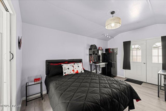 1135 Millbrook Avenue, Port Orange, FL 32127